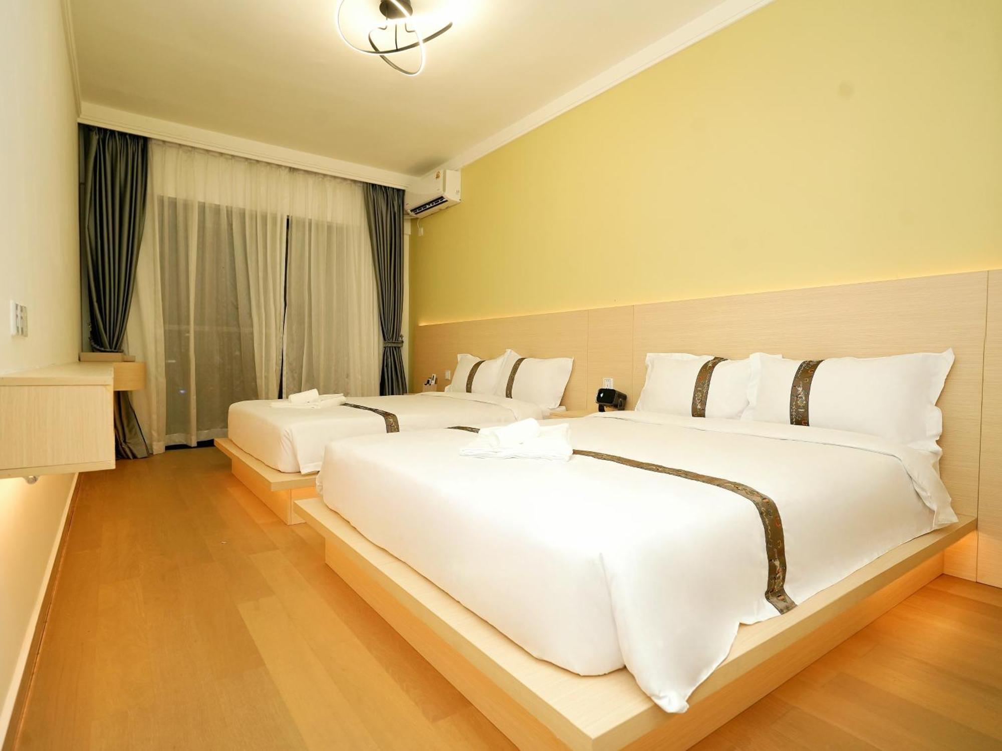 X One Hotel Phnom Penh Exterior foto